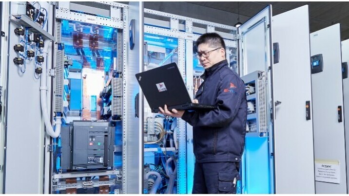 Integration eines intelligenten Fernüberwachungs- und Diagnosesystems für Ihr Schiffsnetzwerk.